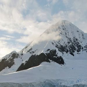 Meet your Posher, Ethan